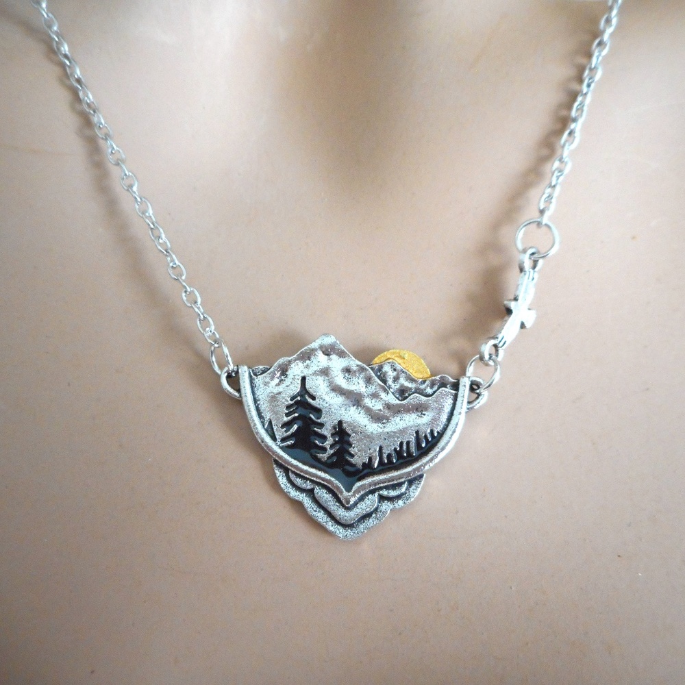Naturally Beautiful Landscape Necklace Pen…